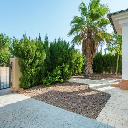 Belvilla By Oyo Villa Mosa Claire Banos y Mendigo Dış mekan fotoğraf
